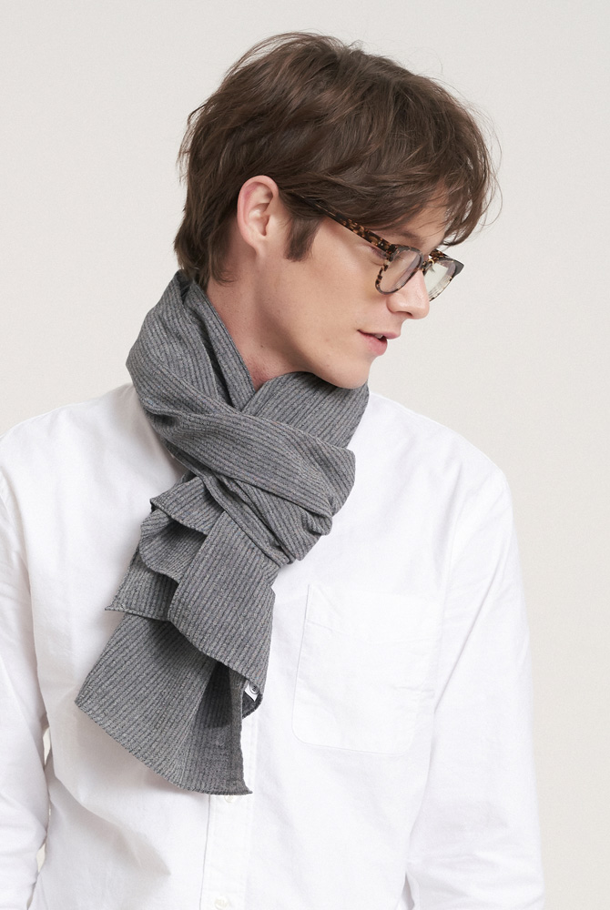 solid 6 scarf- grey
